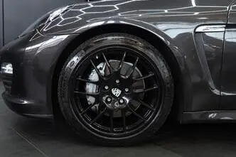 Porsche Panamera, 4.8, 294 kW, petrol, automatic, rear-wheel drive