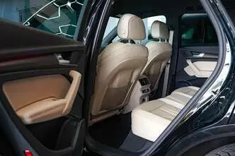 Audi Q5, 2.0, 195 kW, гибрид, автомат, полный привод