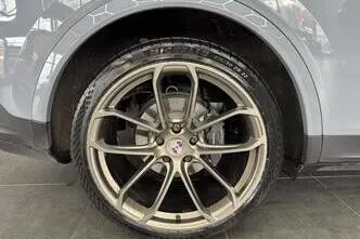 Porsche Cayenne, 3.0, 260 kW, petrol, automatic, four-wheel drive