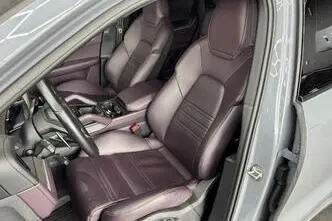 Porsche Cayenne, 3.0, 260 kW, petrol, automatic, four-wheel drive