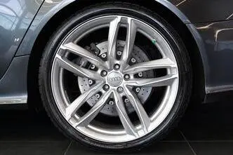 Audi RS6, 4.0, 412 kW, bensiin, automaat, nelikvedu