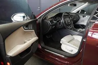 Audi S7, 4.0, 331 kW, petrol, automatic, four-wheel drive