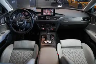 Audi S7, 4.0, 331 kW, petrol, automatic, four-wheel drive