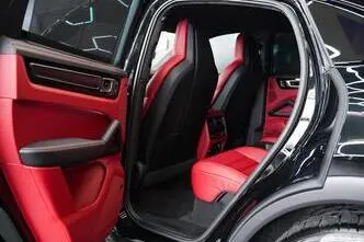 Porsche Cayenne, 4.0, 471 kW, petrol, automatic, four-wheel drive