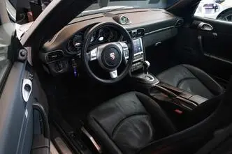 Porsche 911, 3.6, 239 kW, petrol, automatic, rear-wheel drive