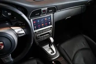 Porsche 911, 3.6, 239 kW, petrol, automatic, rear-wheel drive