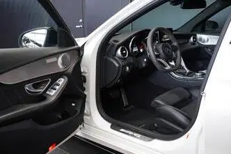 Mercedes-Benz C 63 AMG, 4.0, 350 kW, bensiin, automaat, tagavedu
