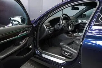 BMW 740, 3.0, 250 kW, petrol, automatic, four-wheel drive