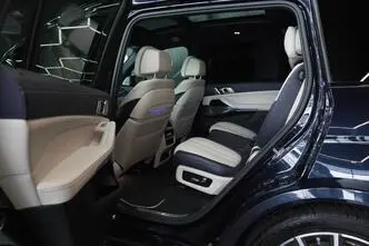 BMW X7 M50, 3.0, 294 kW, diisel, automaat, nelikvedu