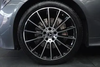 Mercedes-Benz E 400, 3.0, 245 kW, petrol, automatic, four-wheel drive