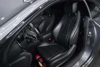 Mercedes-Benz E 400, 3.0, 245 kW, petrol, automatic, four-wheel drive