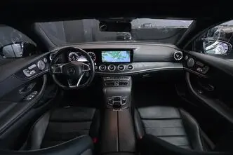 Mercedes-Benz E 400, 3.0, 245 kW, petrol, automatic, four-wheel drive