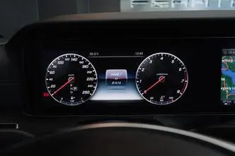 Mercedes-Benz E 400, 3.0, 245 kW, petrol, automatic, four-wheel drive