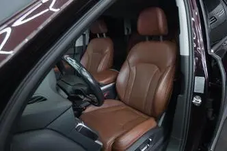 Audi Q7, 3.0, 210 kW, hybrid, automatic, four-wheel drive