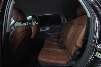 Audi Q7, 3.0, 210 kW, hybrid, automatic, four-wheel drive