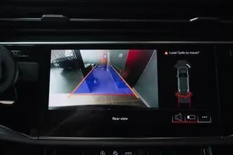 Audi Q7, 3.0, 210 kW, hybrid, automatic, four-wheel drive