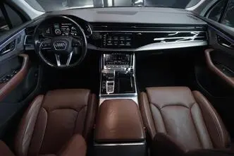 Audi Q7, 3.0, 210 kW, hybrid, automatic, four-wheel drive