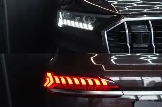 Audi Q7, 3.0, 210 kW, hybrid, automatic, four-wheel drive