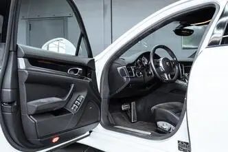 Porsche Panamera, 4.8, 316 kW, petrol, automatic, four-wheel drive
