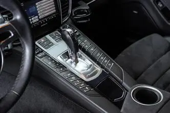 Porsche Panamera, 4.8, 316 kW, petrol, automatic, four-wheel drive