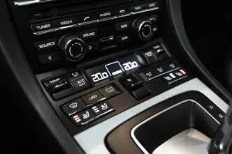 Porsche 911, 3.8, 294 kW, bensiin, automaat, nelikvedu