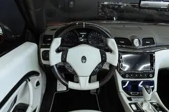 Maserati GranCabrio, 4.7, 338 kW, bensiin, automaat, tagavedu