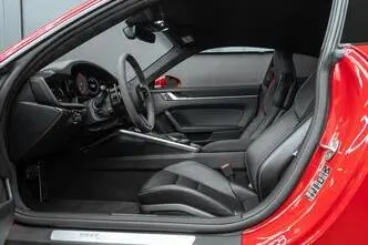 Porsche 911, 3.0, 331 kW, petrol, automatic, rear-wheel drive