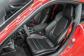 Porsche 911, 3.0, 331 kW, petrol, automatic, rear-wheel drive