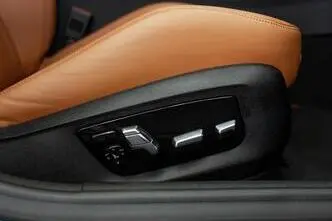 BMW M5, 4.4, 441 kW, petrol, automatic, four-wheel drive