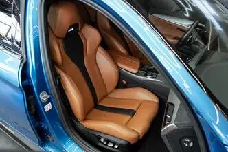 BMW M5, 4.4, 441 kW, petrol, automatic, four-wheel drive