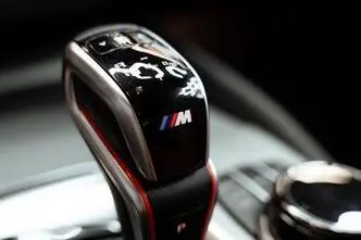 BMW M5, 4.4, 441 kW, petrol, automatic, four-wheel drive