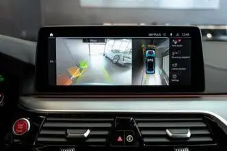 BMW M5, 4.4, 441 kW, petrol, automatic, four-wheel drive