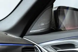 BMW M550, 4.4, 390 kW, petrol, automatic, four-wheel drive