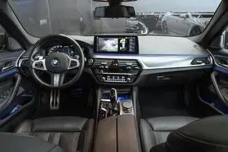 BMW M550, 4.4, 390 kW, petrol, automatic, four-wheel drive