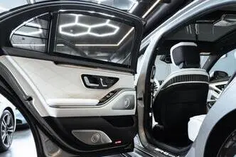 Mercedes-Benz S 63 AMG, 4.0, 450 kW, гибрид, автомат, полный привод