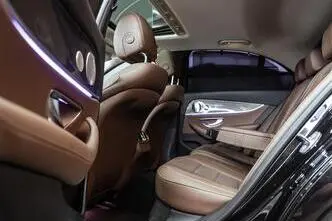Mercedes-Benz E 400, 3.5, 245 kW, petrol, automatic, four-wheel drive