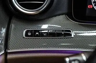 Mercedes-Benz E 400, 3.5, 245 kW, petrol, automatic, four-wheel drive