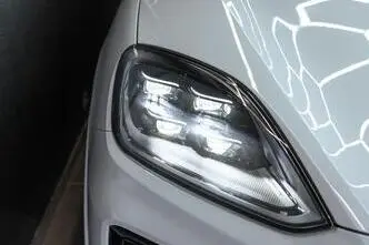 Porsche Cayenne, 4.0, 349 kW, petrol, automatic, four-wheel drive
