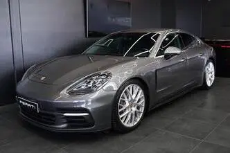 Porsche Panamera, 3.0, 243 kW, petrol, automatic, four-wheel drive