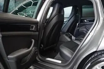 Porsche Panamera, 3.0, 243 kW, petrol, automatic, four-wheel drive