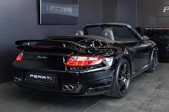 Porsche 911, 3.6, 353 kW, petrol, automatic, four-wheel drive