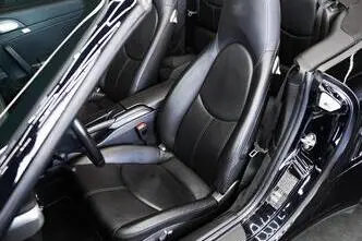 Porsche 911, 3.6, 353 kW, petrol, automatic, four-wheel drive