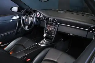 Porsche 911, 3.6, 353 kW, petrol, automatic, four-wheel drive