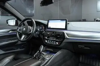 BMW 630, 2.0, 190 kW, hybrid, automatic, rear-wheel drive