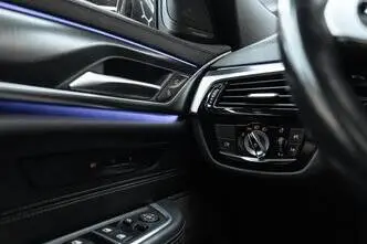 BMW 630, 2.0, 190 kW, hybrid, automatic, rear-wheel drive