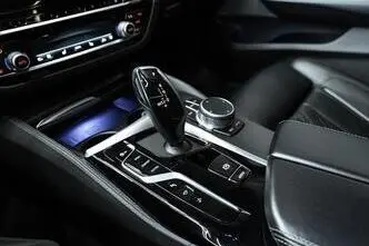 BMW 630, 2.0, 190 kW, hybrid, automatic, rear-wheel drive
