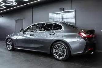 BMW 330, 2.0, 135 kW, plug-in hybrid, automatic, rear-wheel drive