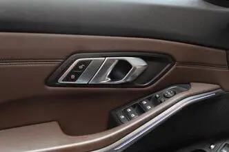 BMW 330, 2.0, 135 kW, plug-in hybrid, automatic, rear-wheel drive