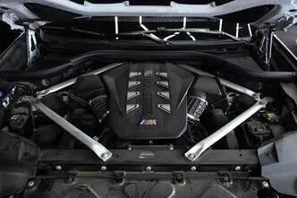 BMW X7 M60, 4.4, 390 kW, гибрид, автомат, полный привод