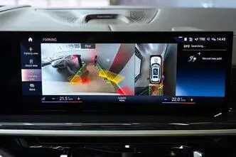 BMW X7 M60, 4.4, 390 kW, гибрид, автомат, полный привод